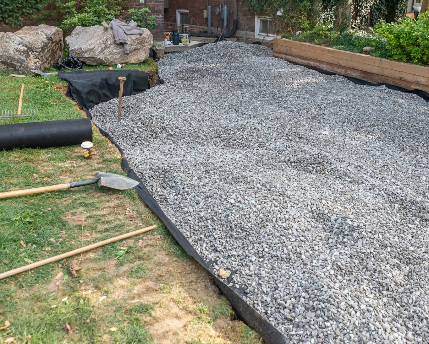 Aggregate base for a permeable driveway solution